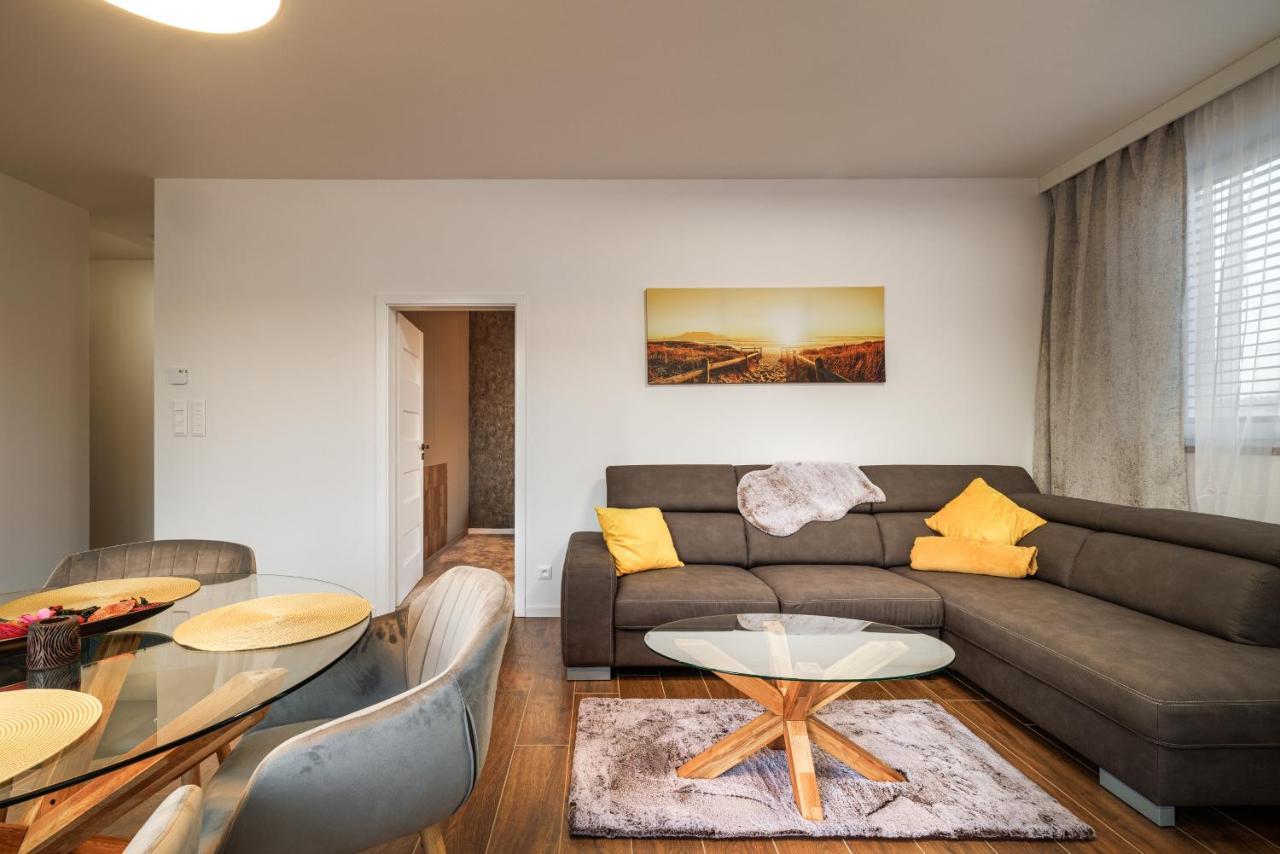 Apartman Baranec Lägenhet Liptovský Mikuláš Exteriör bild