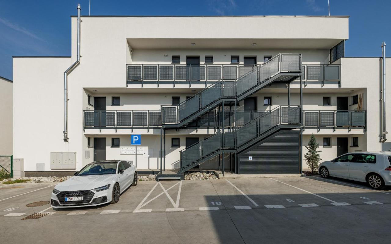 Apartman Baranec Lägenhet Liptovský Mikuláš Exteriör bild